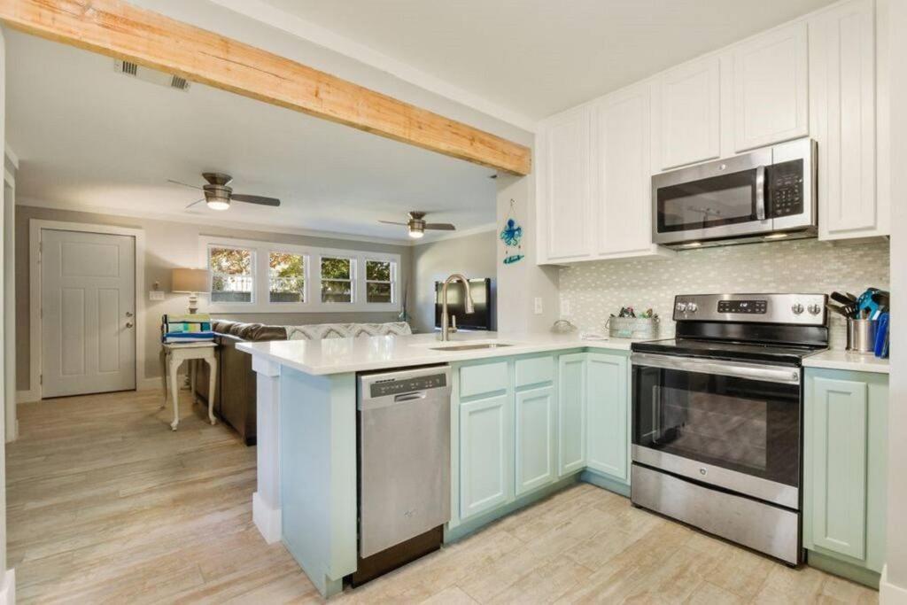 Shady Oaks Beach House With Beautiful Ocean Views! Gulfport Esterno foto